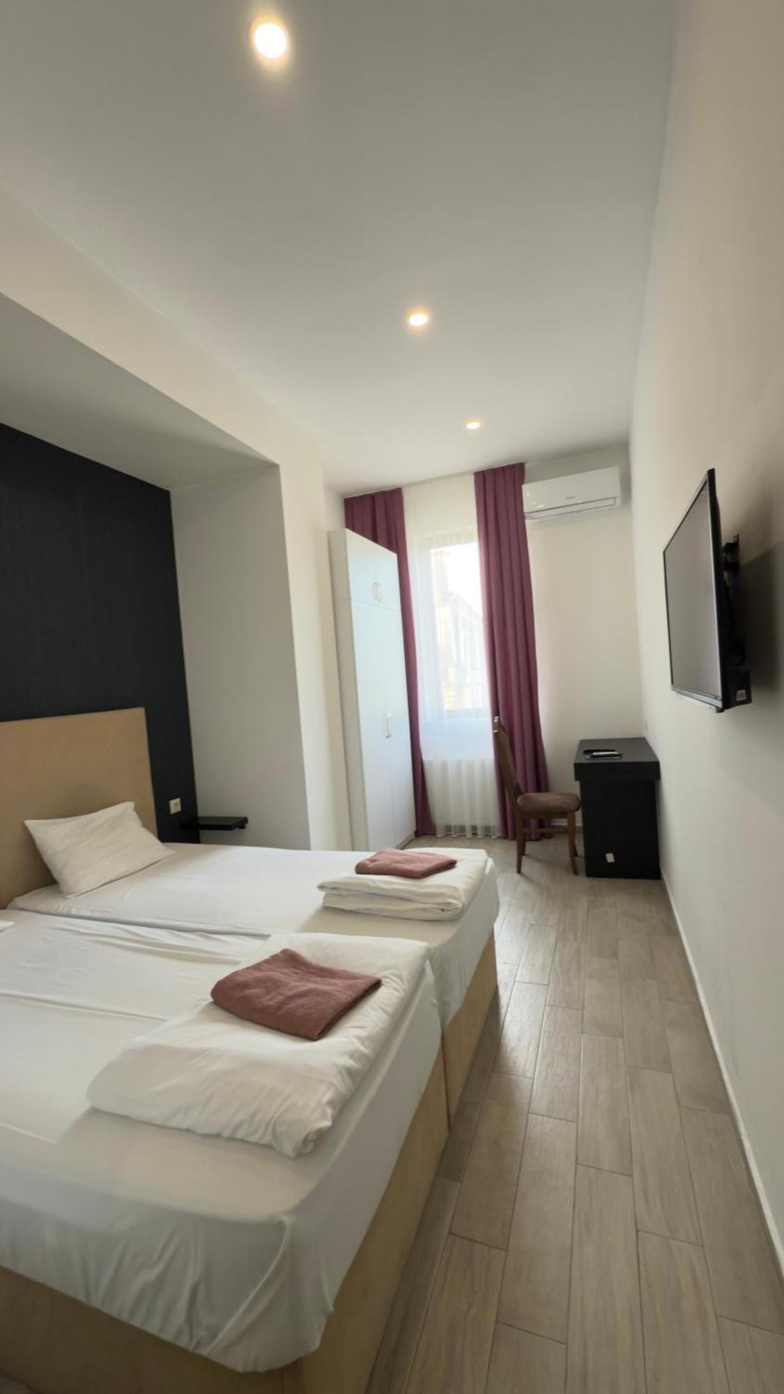 Star Hotel คูทายสิ ภายนอก รูปภาพ