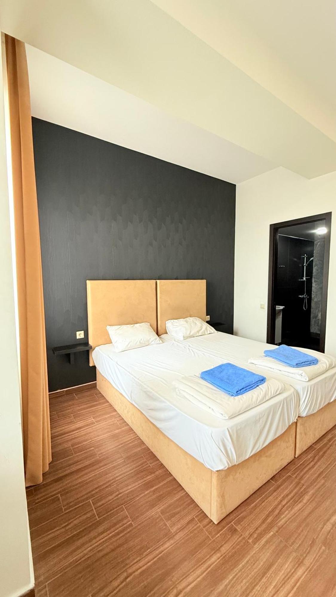 Star Hotel คูทายสิ ภายนอก รูปภาพ